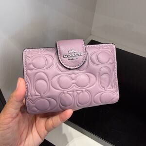 Coach Medium Corner Zip Wallet In Signature Leather CZ341 Jasmine
